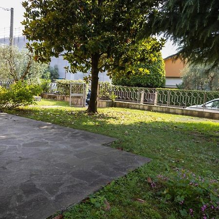 Casa Mercedes Villa Desenzano del Garda Esterno foto