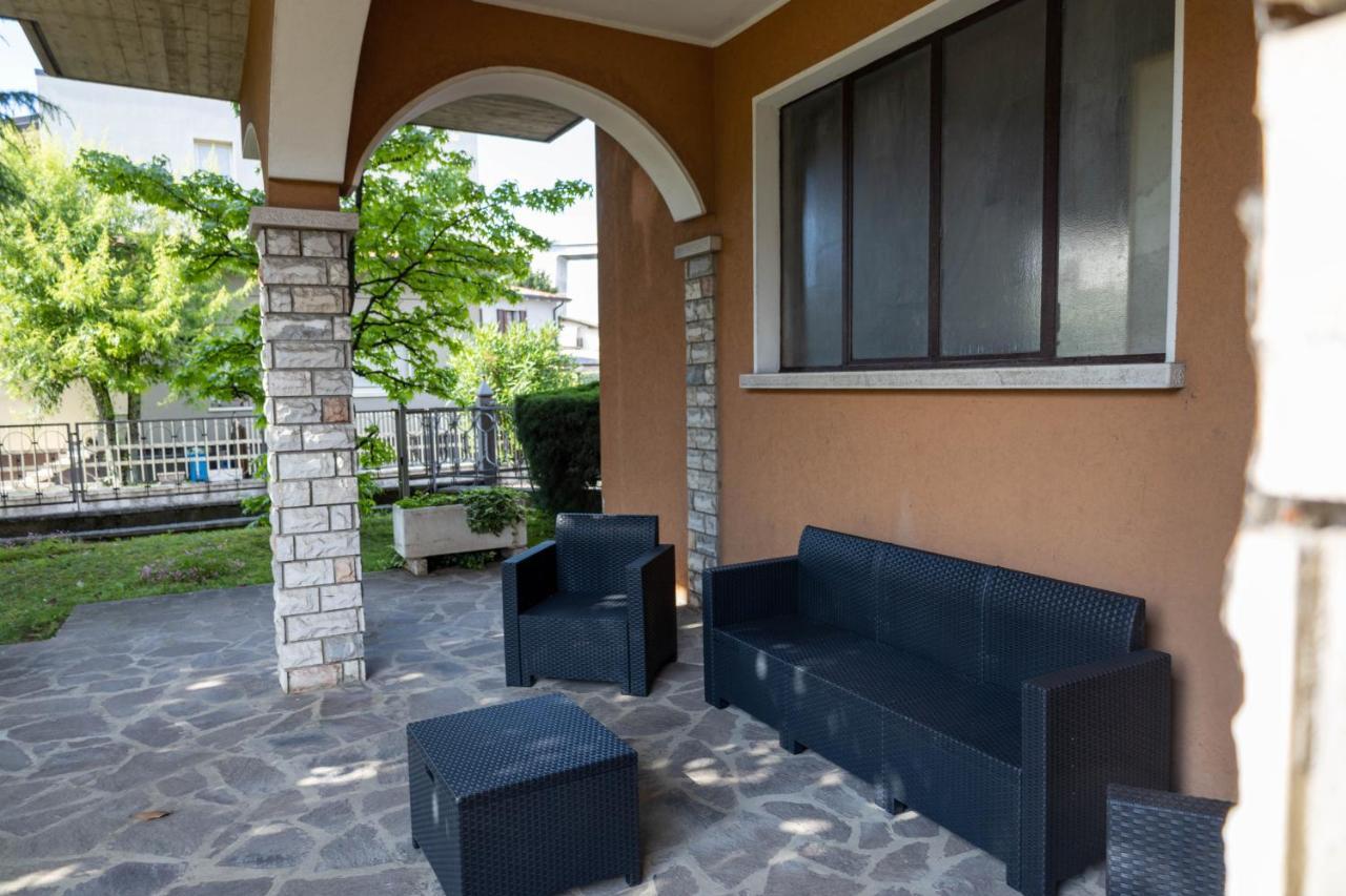 Casa Mercedes Villa Desenzano del Garda Esterno foto
