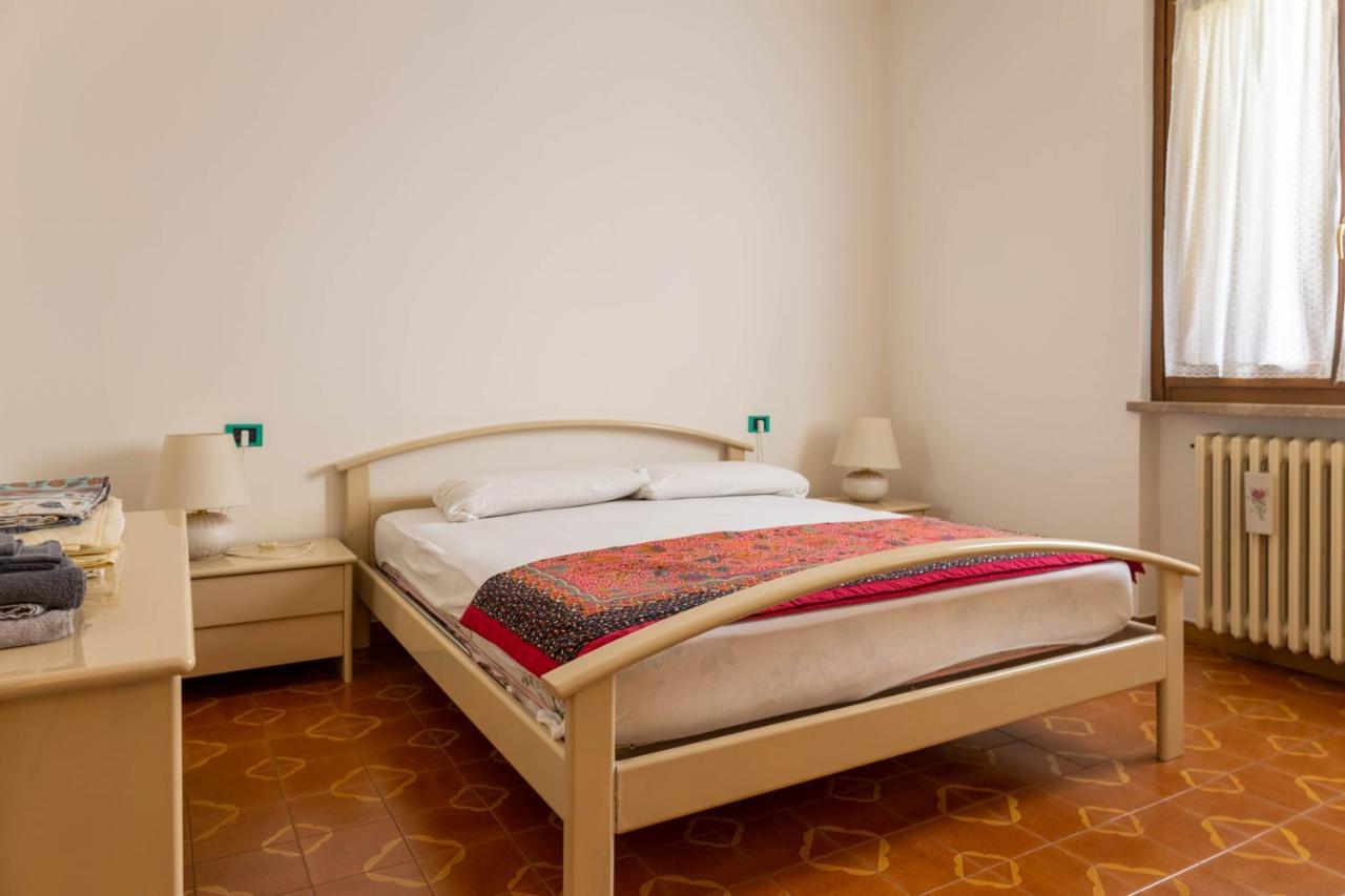Casa Mercedes Villa Desenzano del Garda Esterno foto