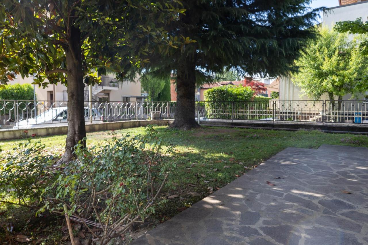Casa Mercedes Villa Desenzano del Garda Esterno foto